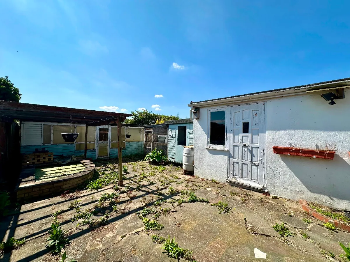 Church Road, Harold Wood, photo 9