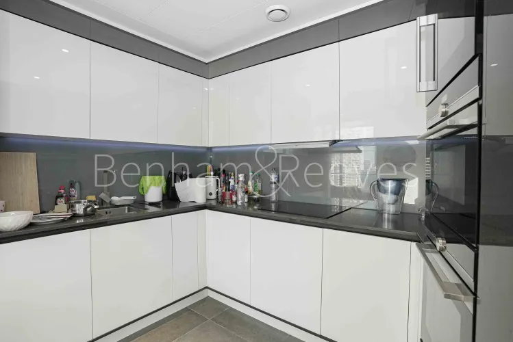Dollar bay point, Canary Wharf, E14, photo 2