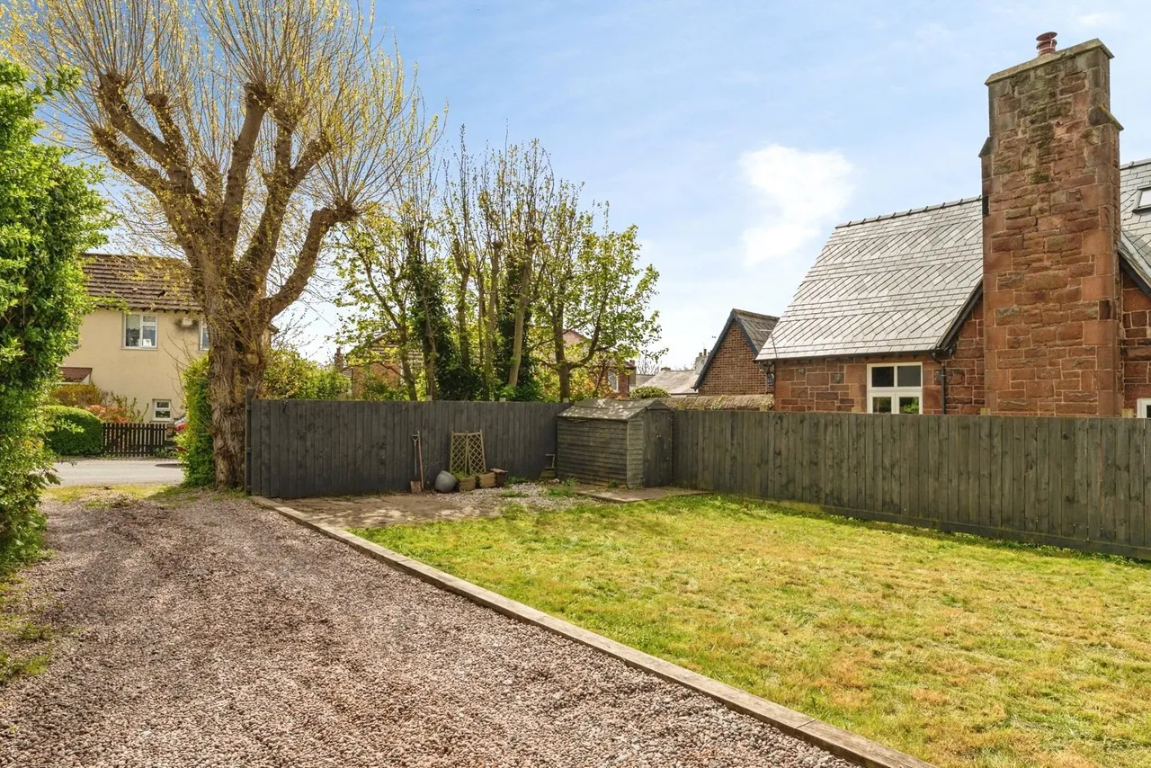School Lane, Parkgate, CH64, photo 17