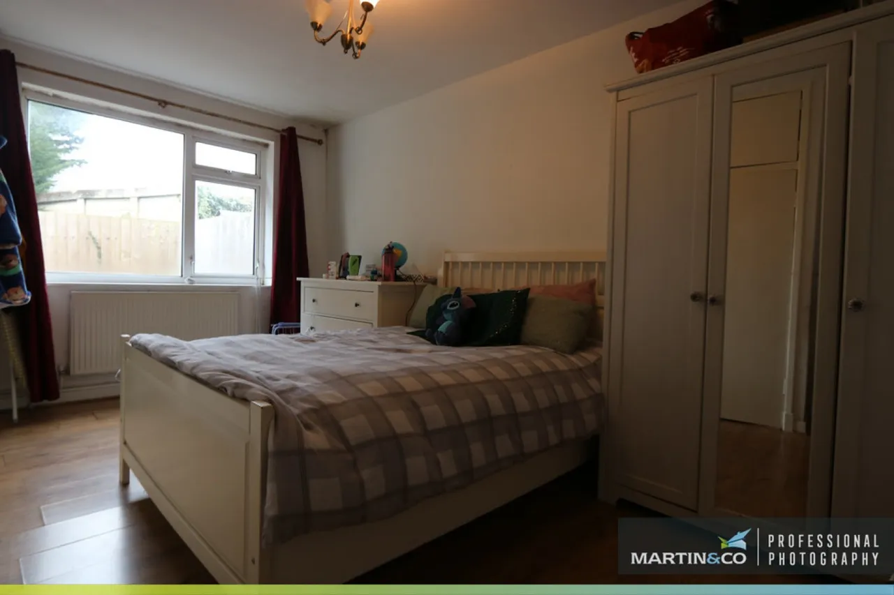 Fairwood Road, Fairwater, photo 7