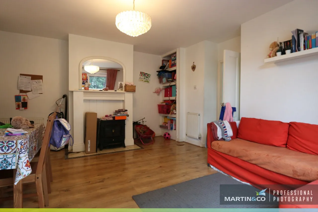Fairwood Road, Fairwater, photo 4