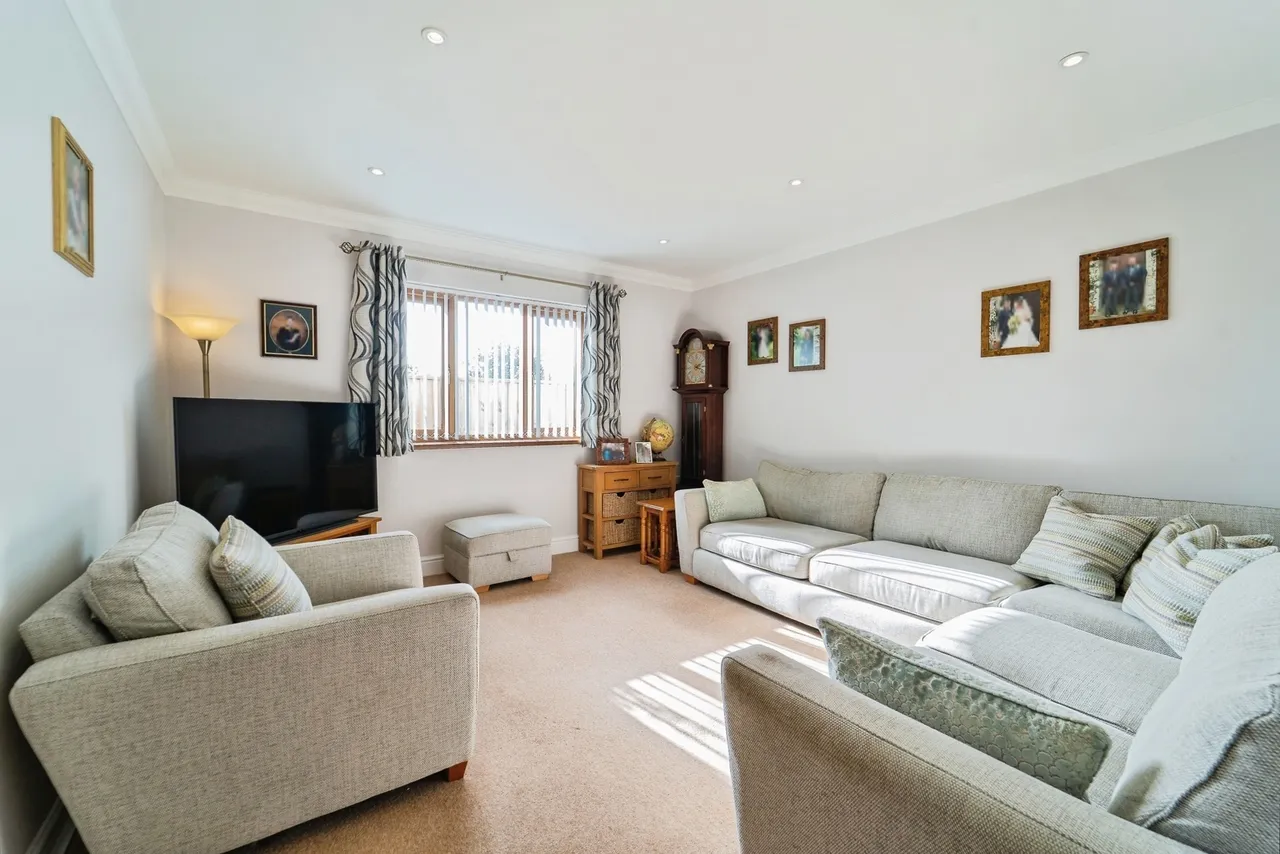 Dingle Close, Haverfordwest, SA62, photo 9