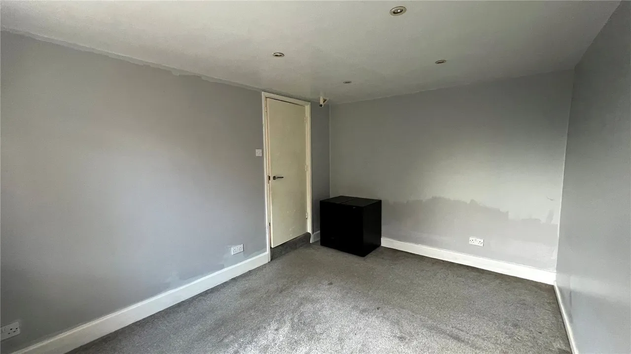 Evesham Road, Astwood Bank, B96, photo 8