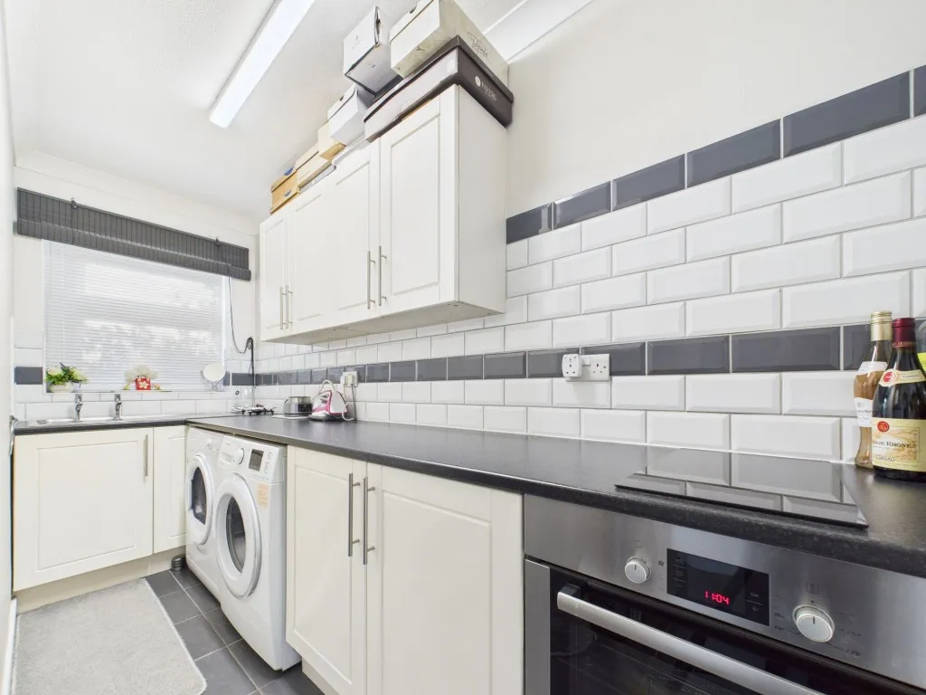 Mayfair, Tilehurst, RG30, photo 21