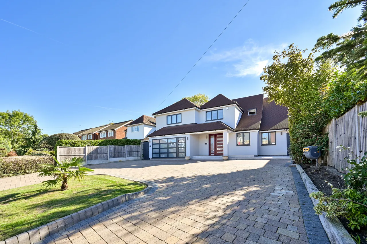 Bushey, WD23, photo 33