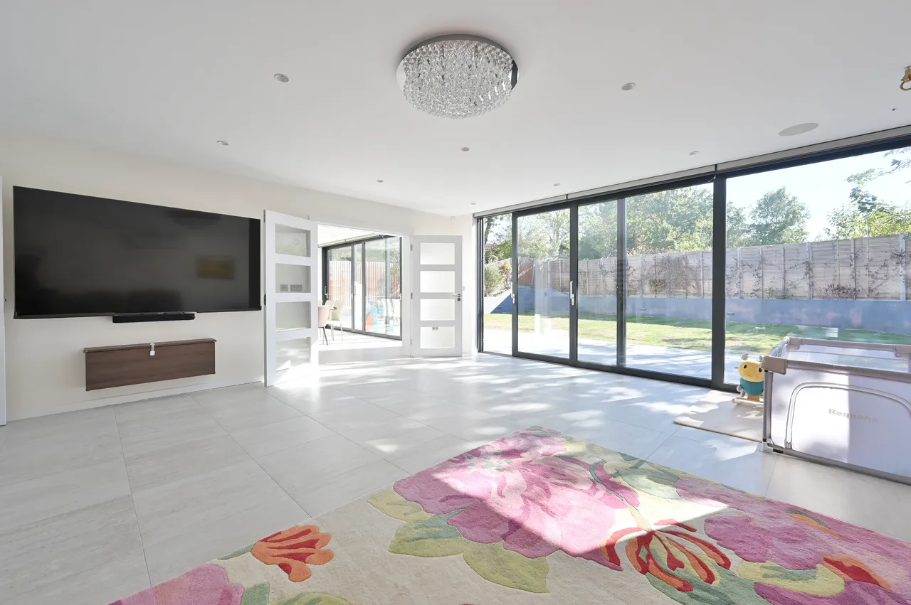 Bushey, WD23, photo 28