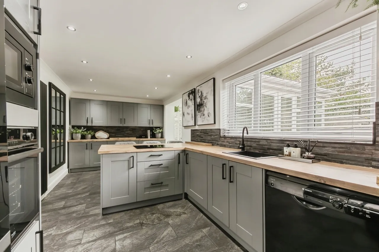 Leaf Grove, Winsford, CW7, photo 9