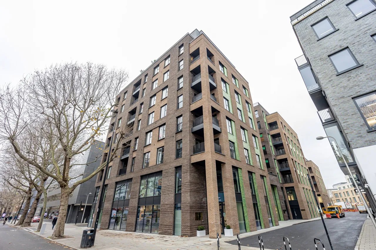 1 bed flat for sale — 11 Boulevard Apartments, 33 Ufford Street, London