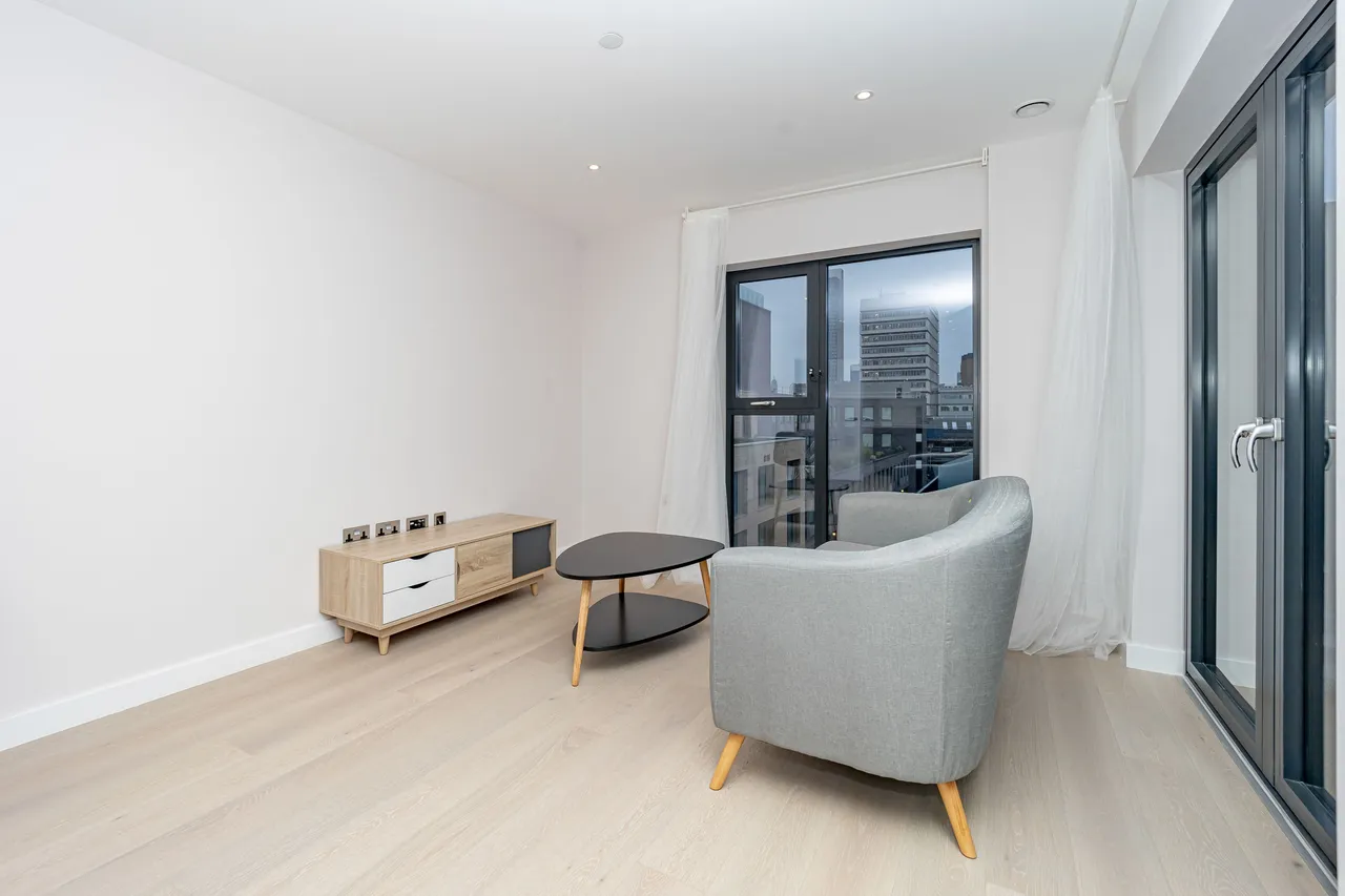 11 Boulevard Apartments, 33 Ufford Street, London, photo 5