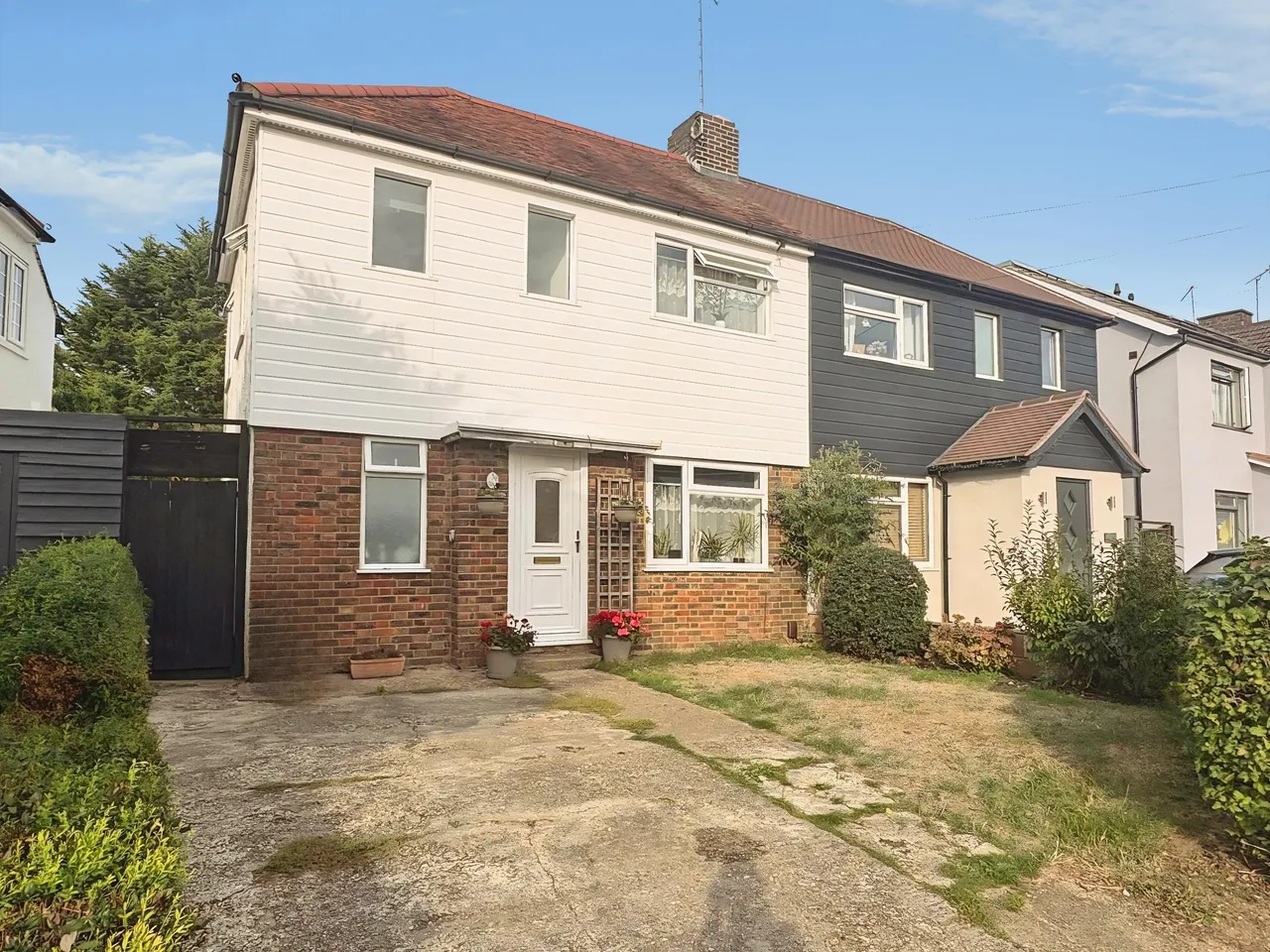 3 bed house to rent, Haig Road, Aldershot, GU12
