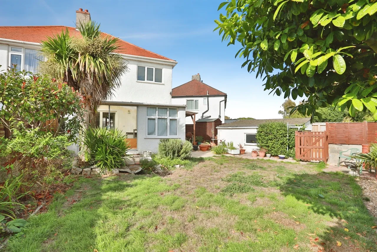 Riverside Road, Bournemouth, BH6, photo 11
