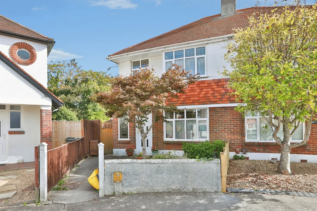 3 bed house for sale, Riverside Road, Bournemouth, BH6