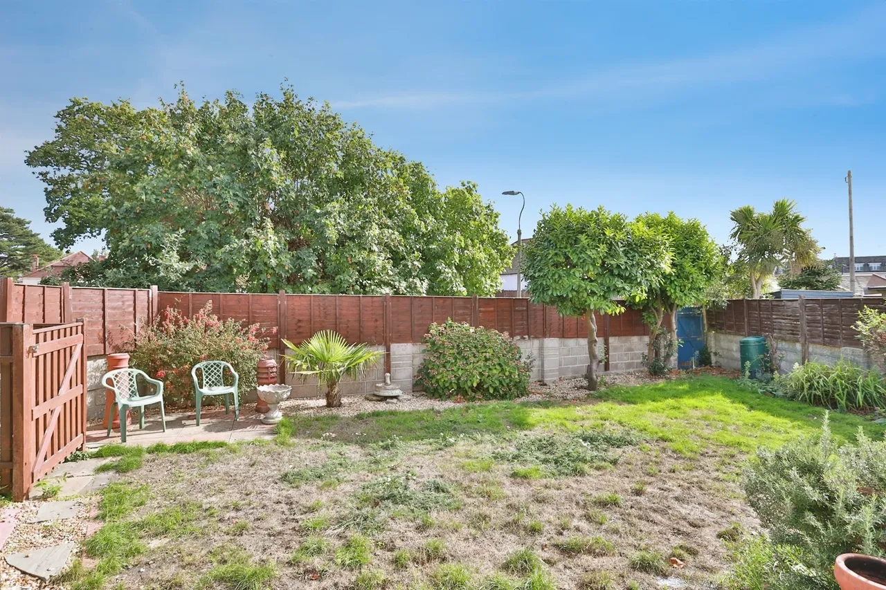 Riverside Road, Bournemouth, BH6, photo 18