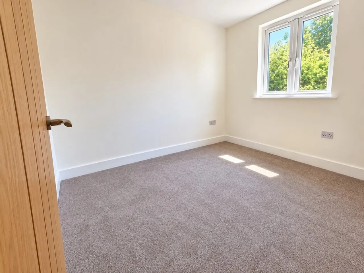 Chickerell Road, Weymouth, photo 6