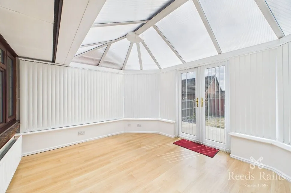 Holgate Road, Pontefract, West Yorkshire, WF8, photo 8