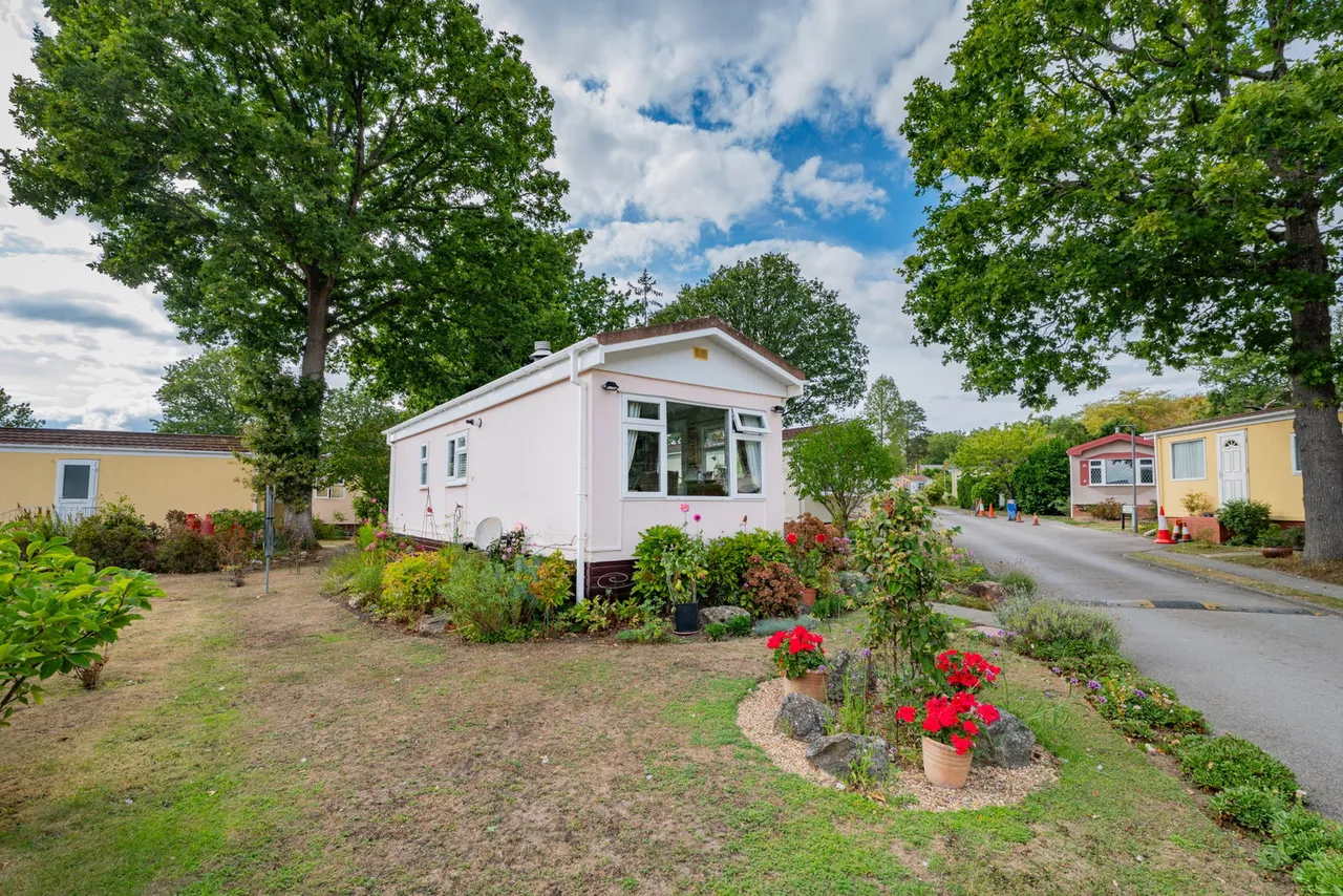 Shipbourne Road, Tonbridge, TN10, photo 21