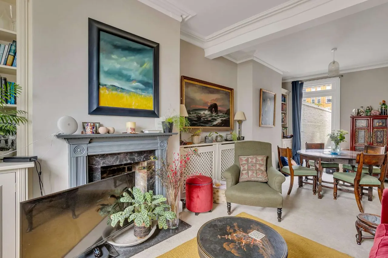 Fullerton Road, London, SW18 1BX, photo 2