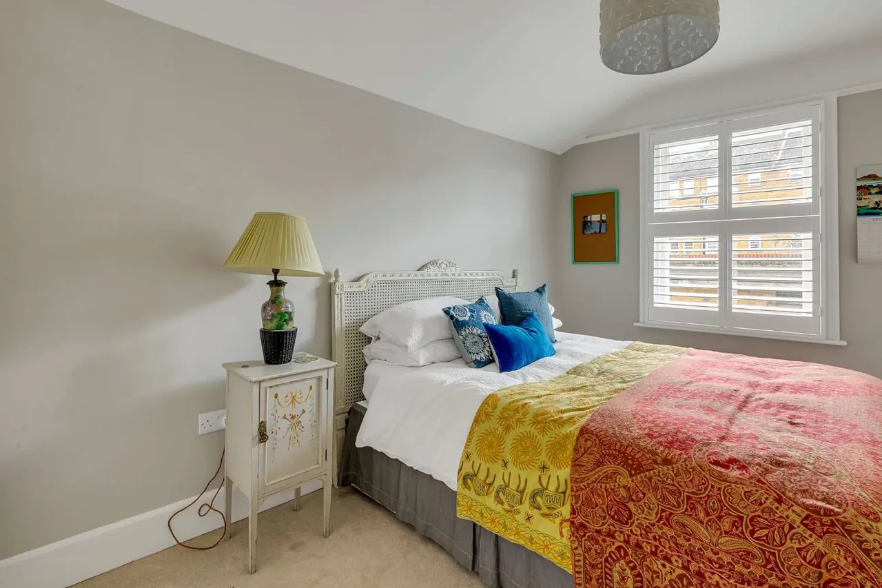 Fullerton Road, London, SW18 1BX, photo 8