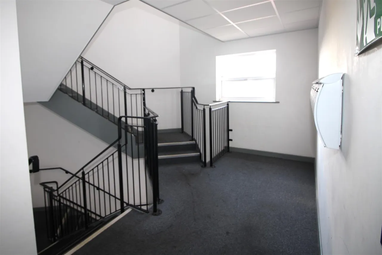 Ivy Graham Close, Manchester, Lancashire, M40 3AX, photo 9