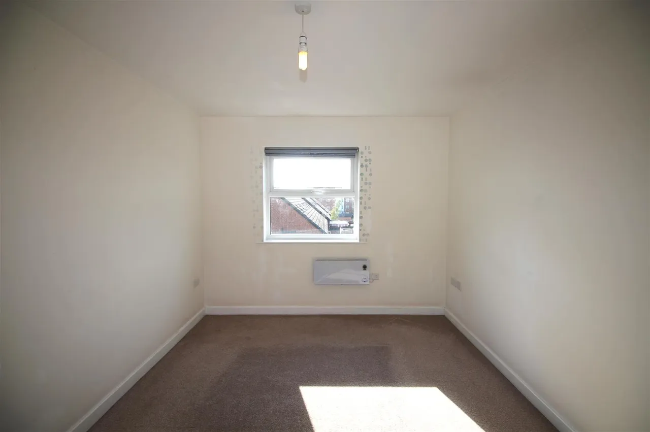 Ivy Graham Close, Manchester, Lancashire, M40 3AX, photo 4