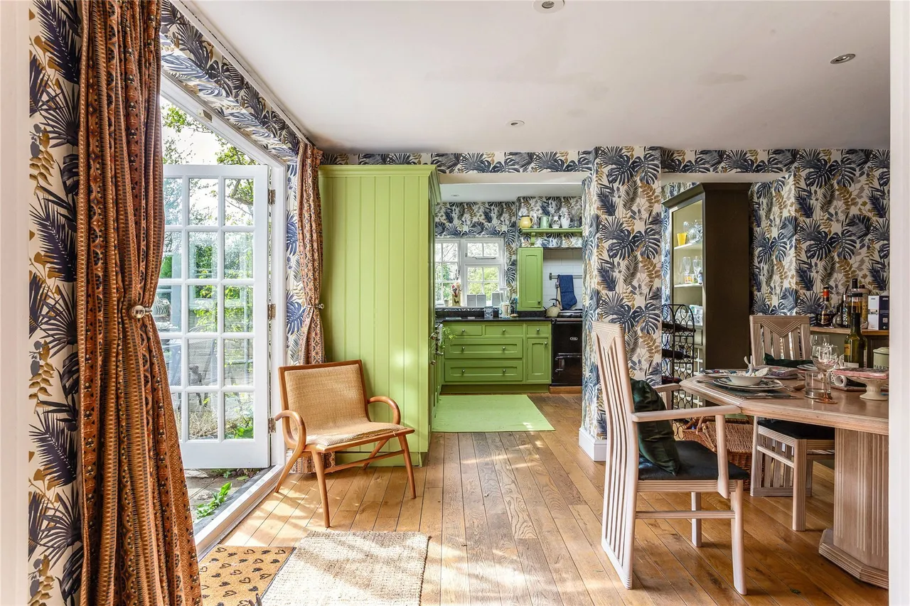 The Gardens, Old Lane, Cobham, KT11, photo 7