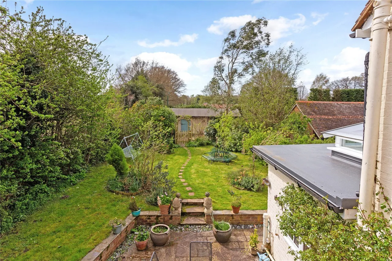 The Gardens, Old Lane, Cobham, KT11, photo 10