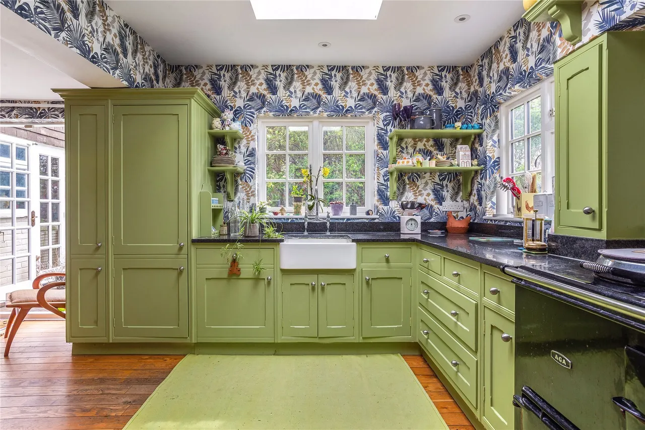 The Gardens, Old Lane, Cobham, KT11, photo 5