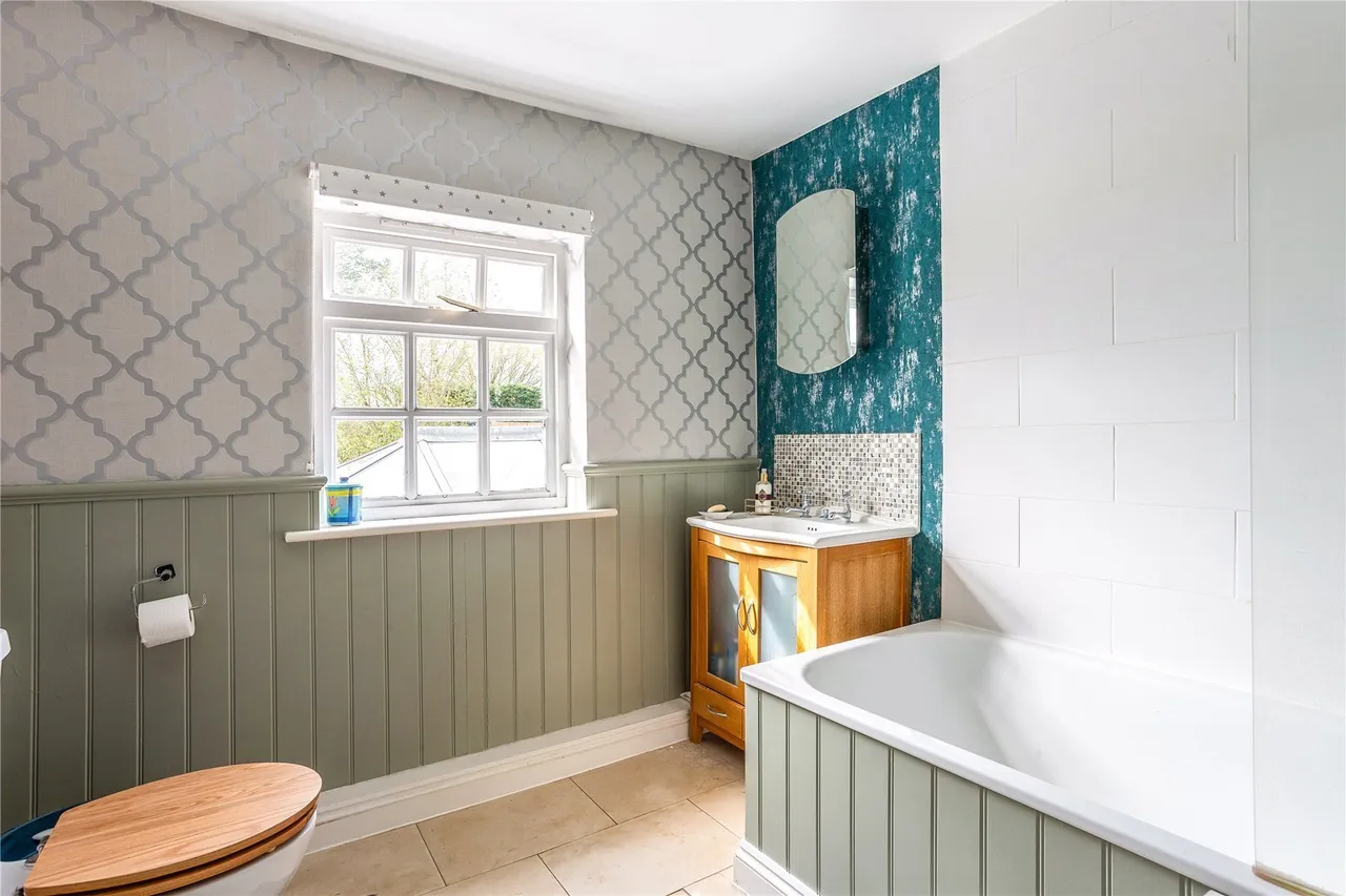 The Gardens, Old Lane, Cobham, KT11, photo 6