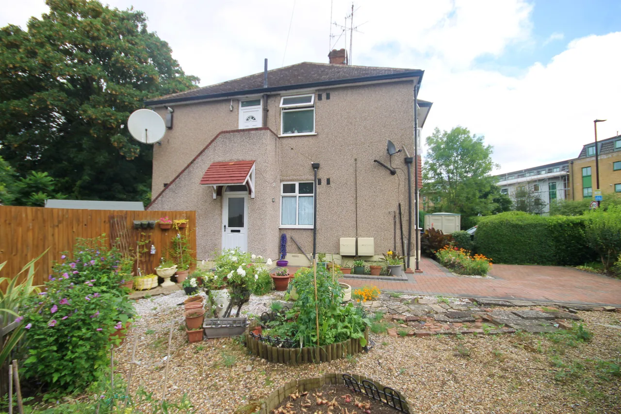 Oldfield Lane North, Greenford, UB6, photo 7
