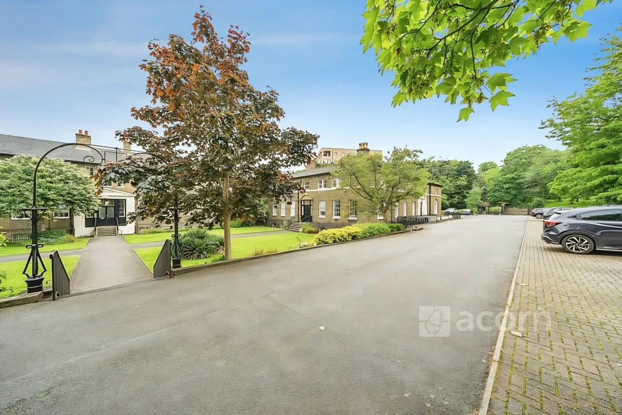 Connaught Mews, London, SE18, photo 5