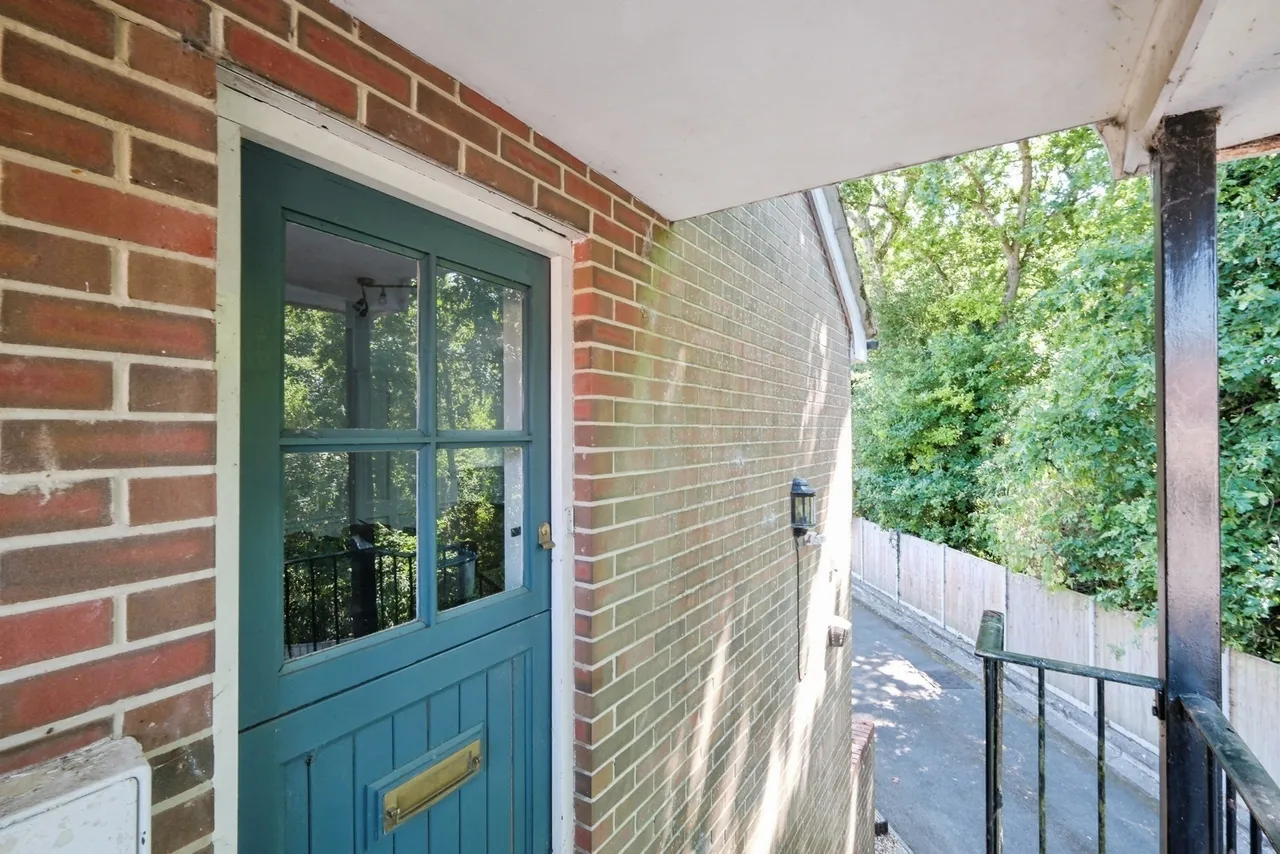 Oakwood Close, Midhurst, GU29, photo 10