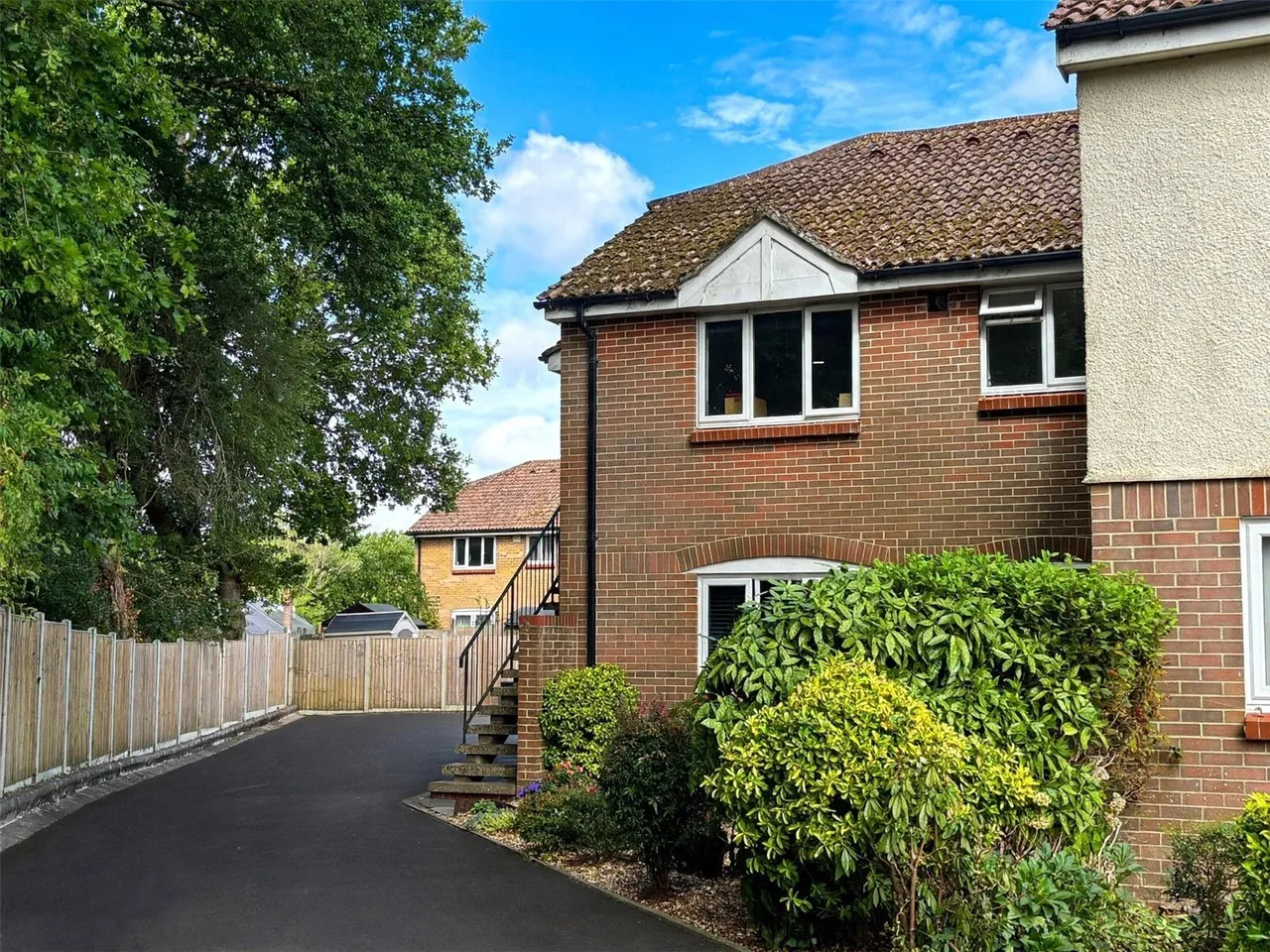Oakwood Close, Midhurst, GU29, photo 11