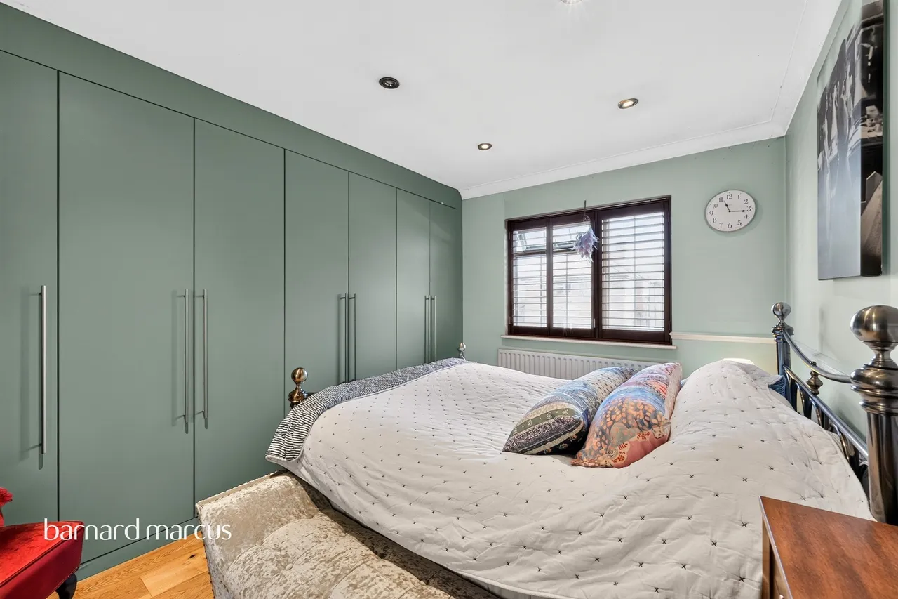 Mill Farm Crescent, Whitton, TW4, photo 7