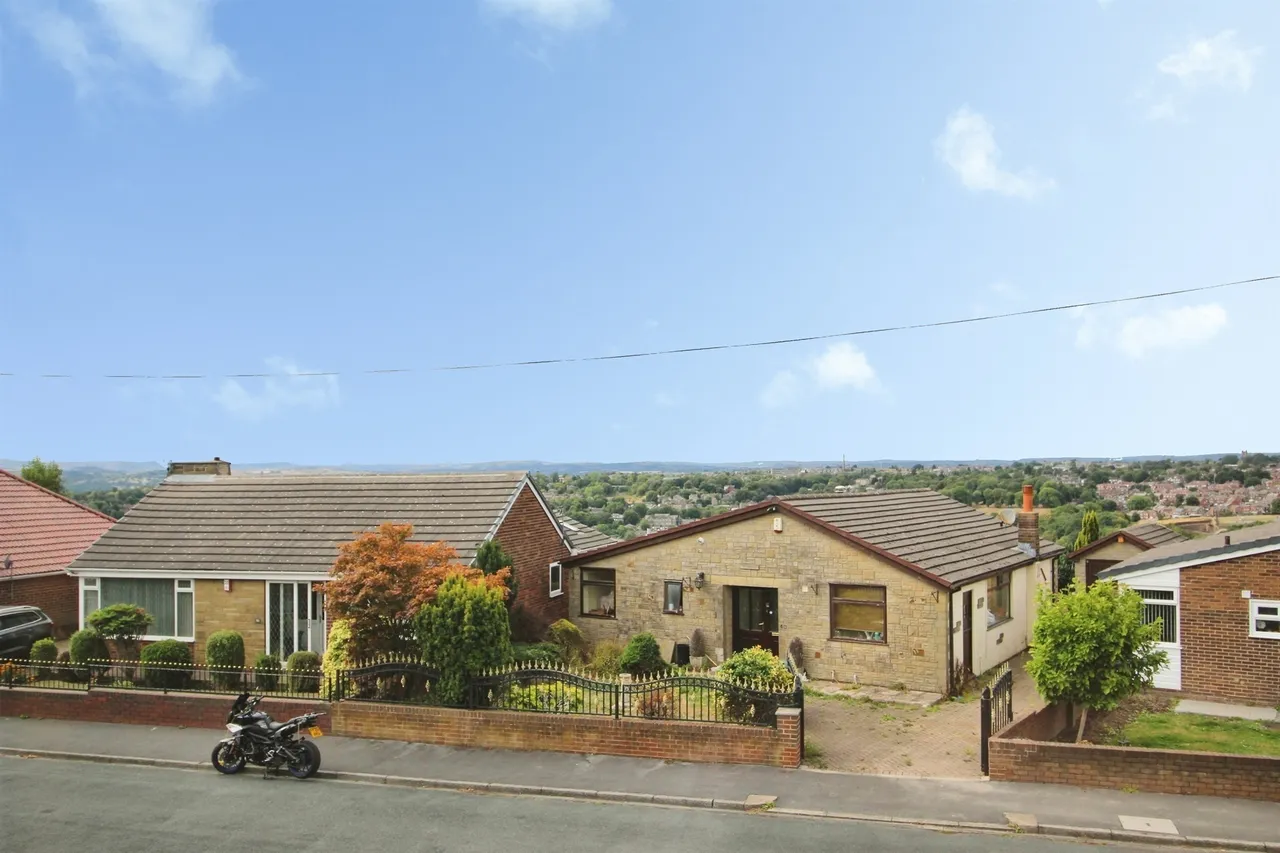 Ullswater Road, Dewsbury, photo 11