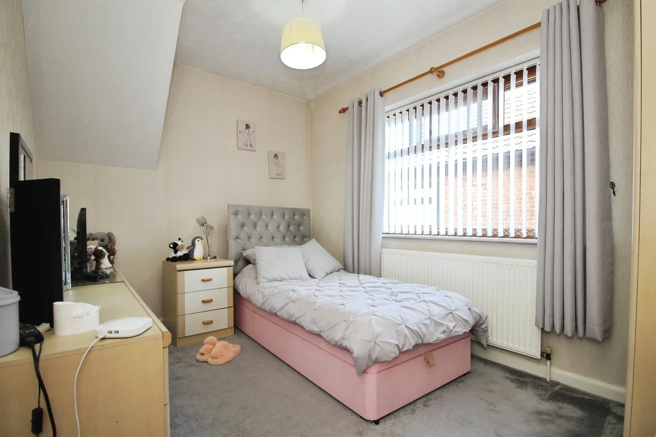 Ullswater Road, Dewsbury, photo 5