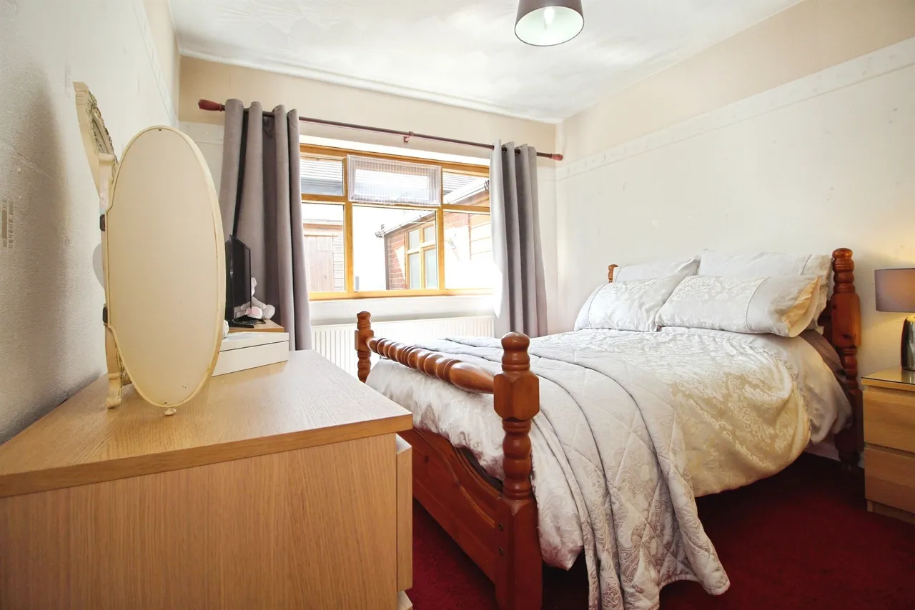 Ullswater Road, Dewsbury, photo 6
