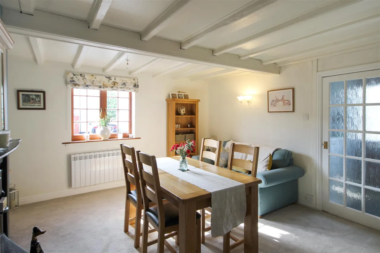 Sandhutton, North Yorkshire, YO7 4RW, photo 4
