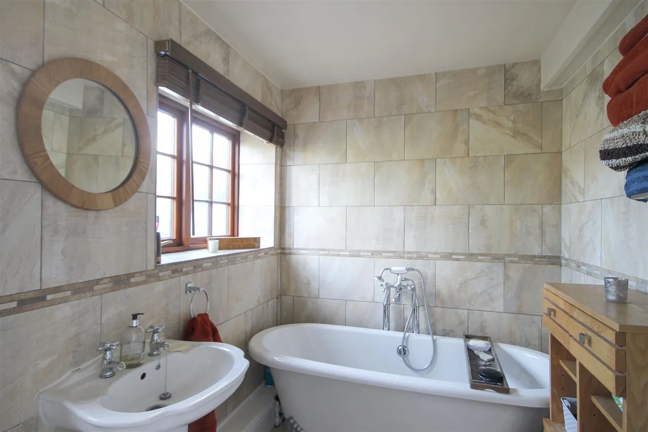 Sandhutton, North Yorkshire, YO7 4RW, photo 12