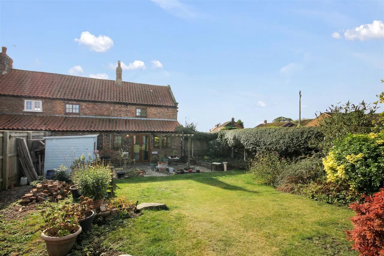 Sandhutton, North Yorkshire, YO7 4RW, photo 23