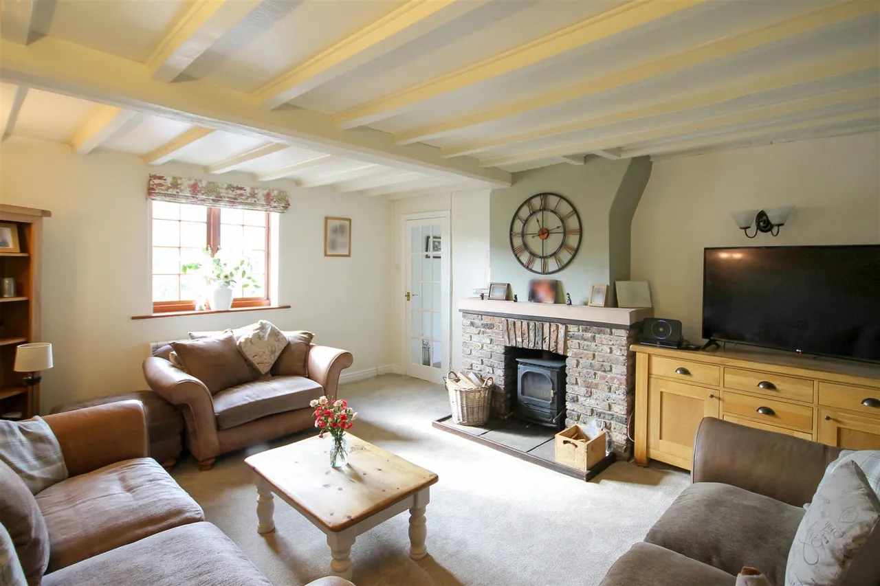 Sandhutton, North Yorkshire, YO7 4RW, photo 2