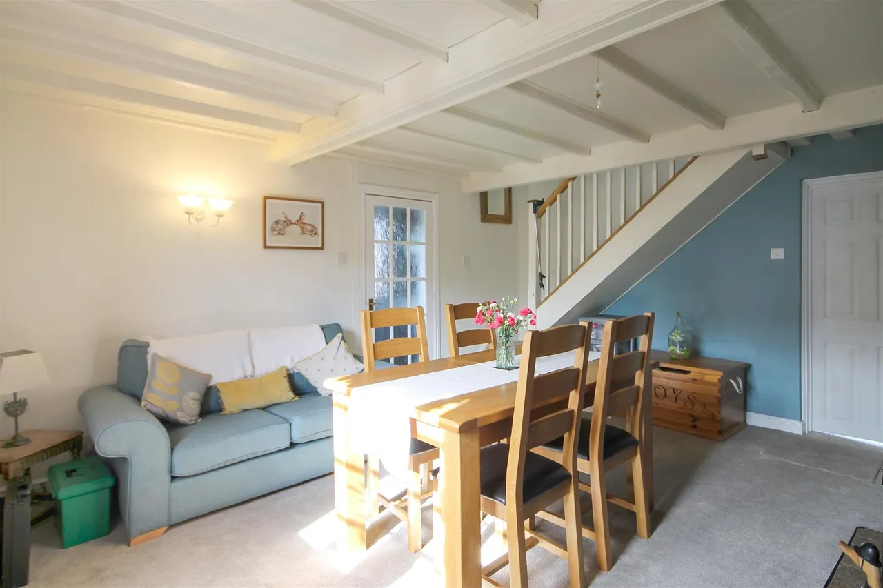 Sandhutton, North Yorkshire, YO7 4RW, photo 5