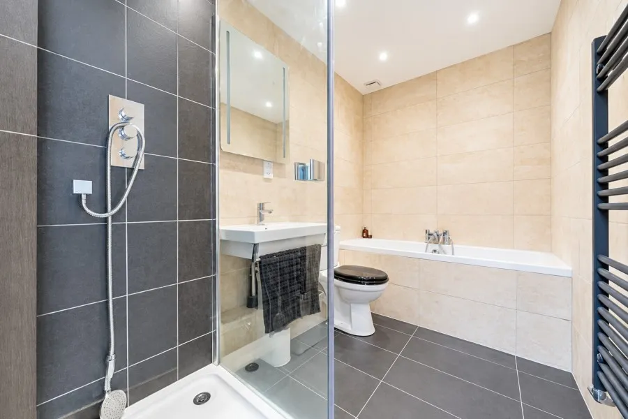 Boundary Road, Woking, GU21, photo 10