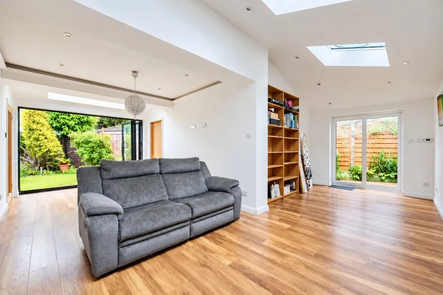 Boundary Road, Woking, GU21, photo 3