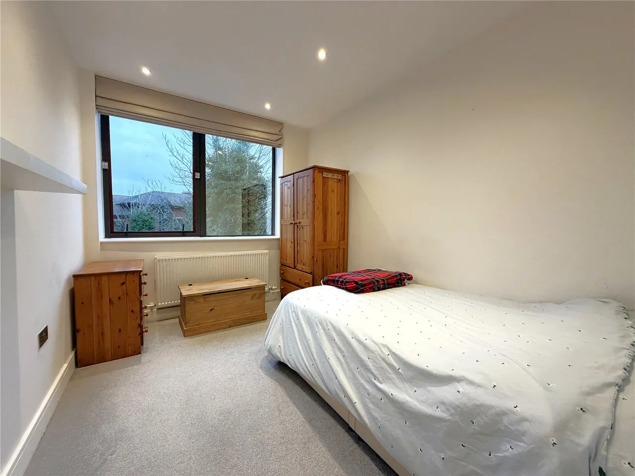 Harvest Crescent, Fleet, GU51, photo 5