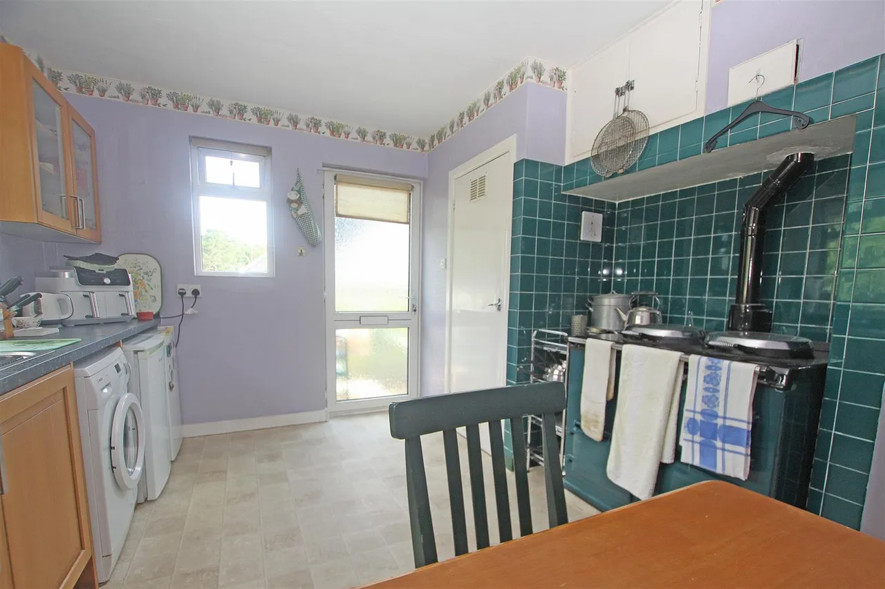 Burnham Drive, Bournemouth, BH8, photo 7