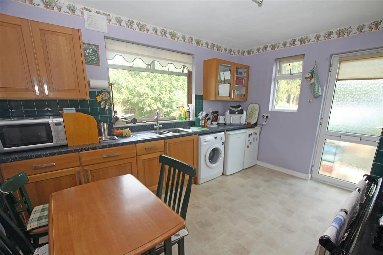 Burnham Drive, Bournemouth, BH8, photo 5