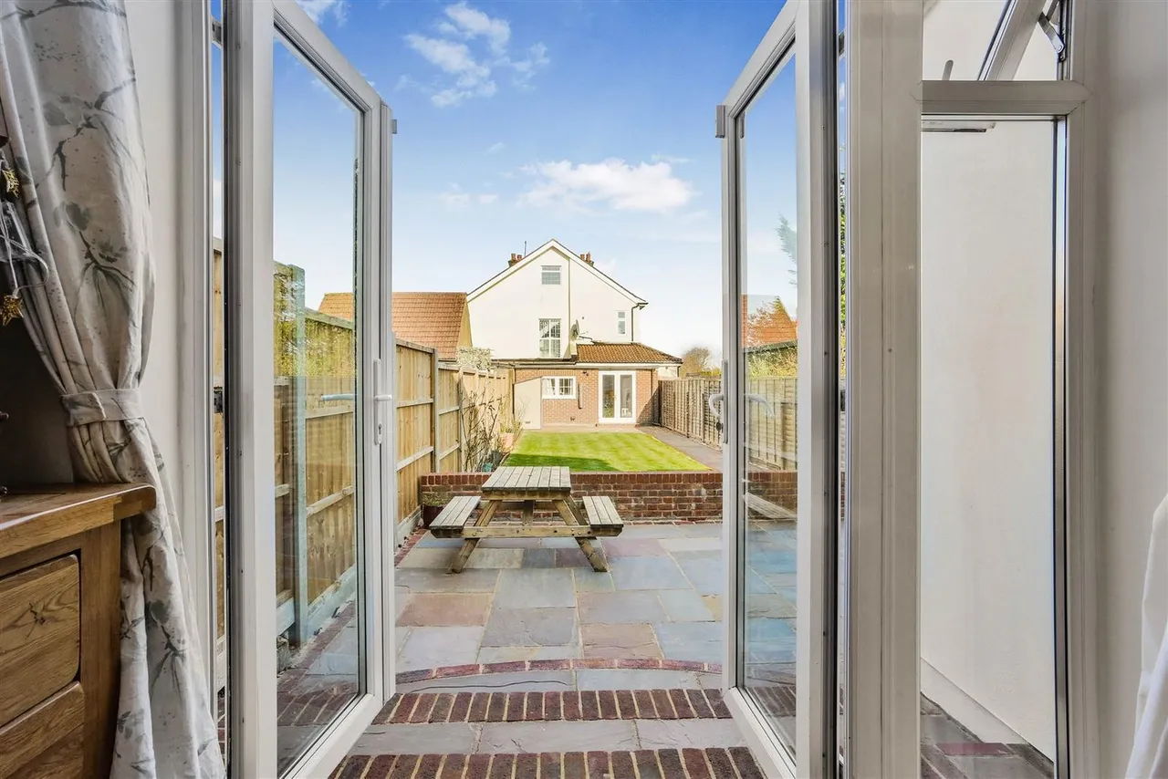 Malden Road, Cheam, SM3, photo 10