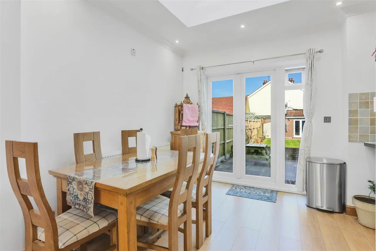 Malden Road, Cheam, SM3, photo 5