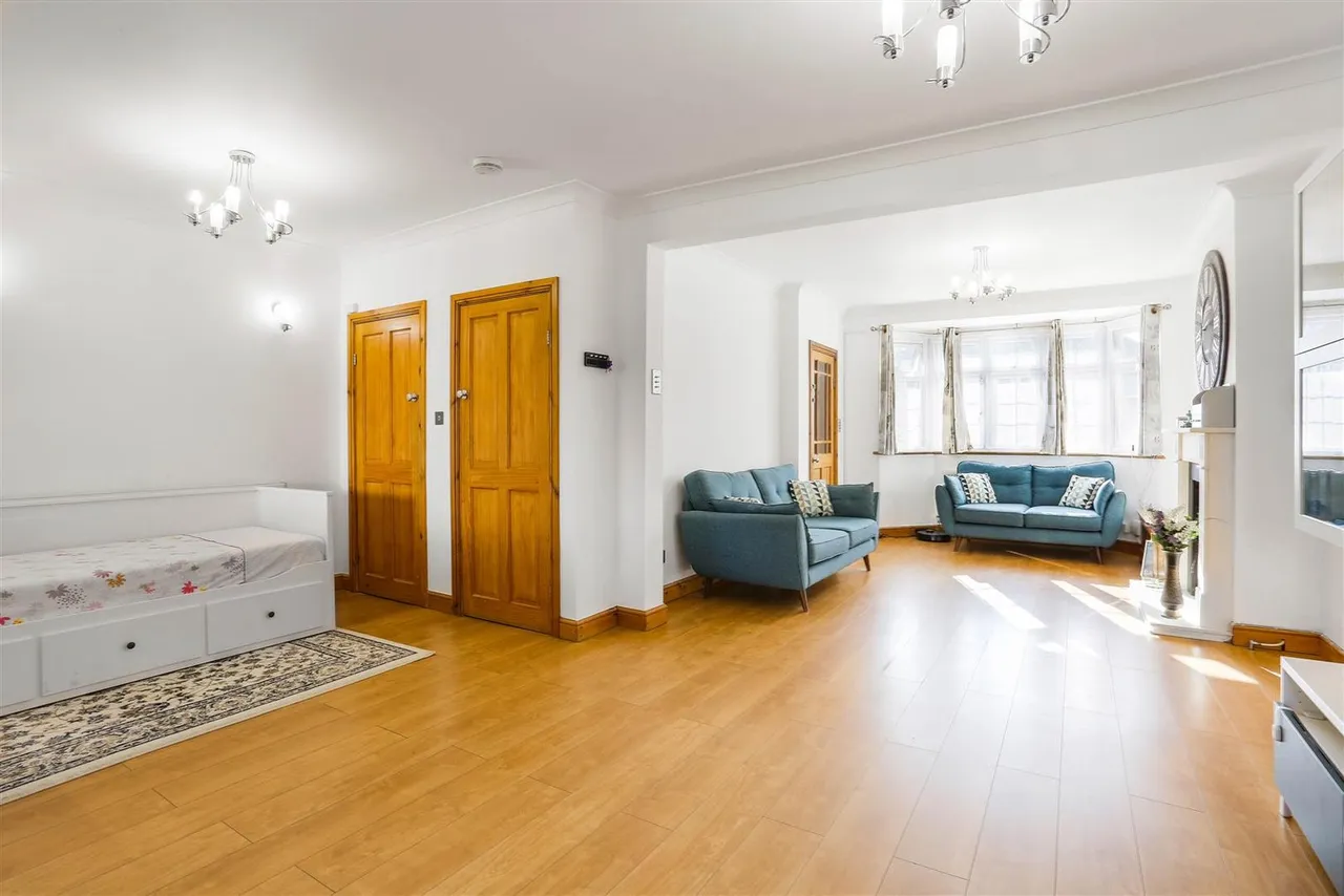 Malden Road, Cheam, SM3, photo 6