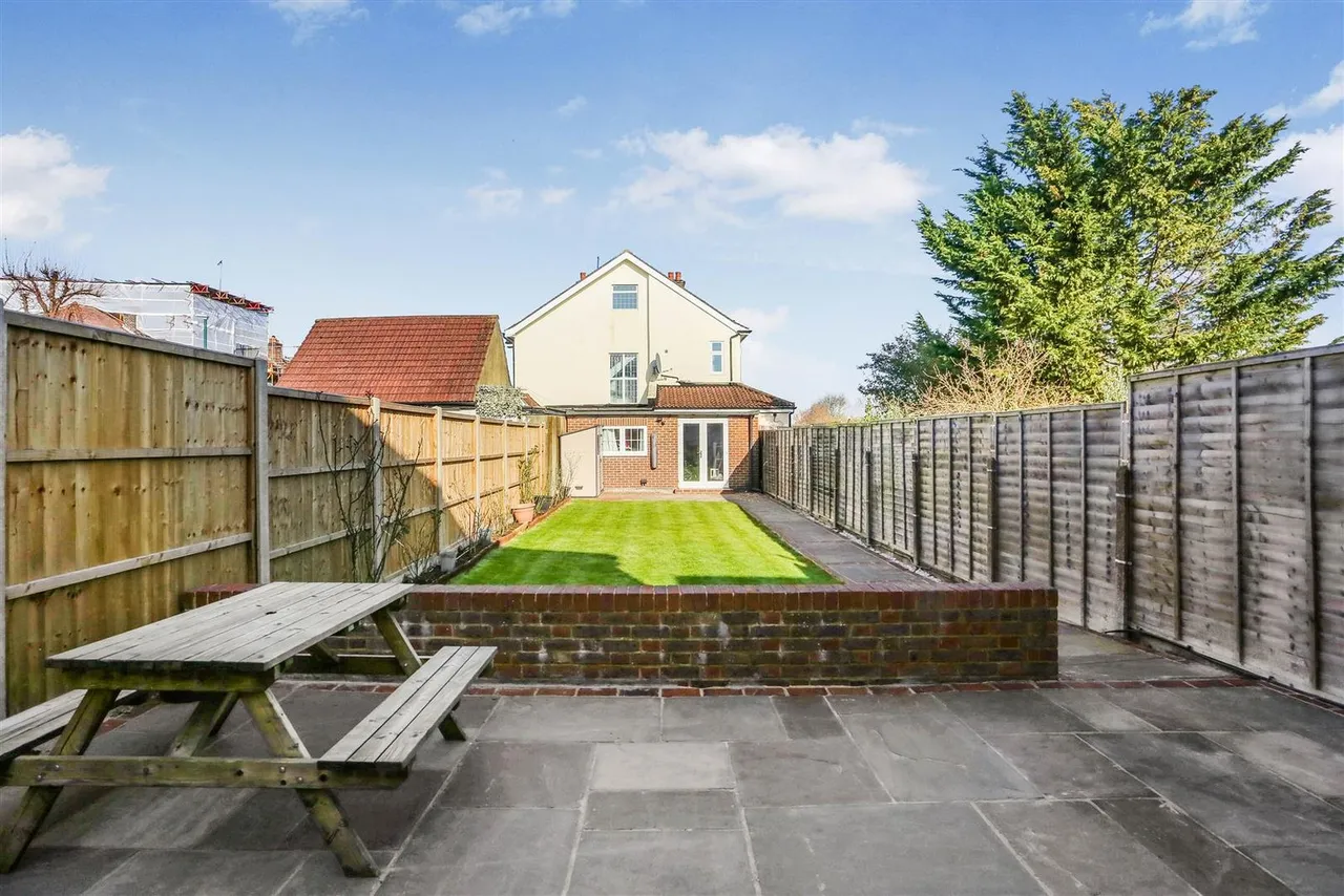 Malden Road, Cheam, SM3, photo 11